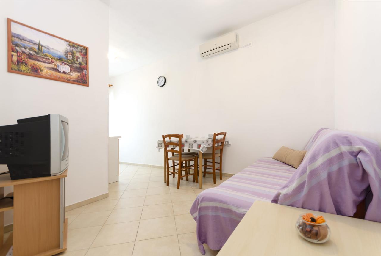 Apartments Anastazija فوديس المظهر الخارجي الصورة